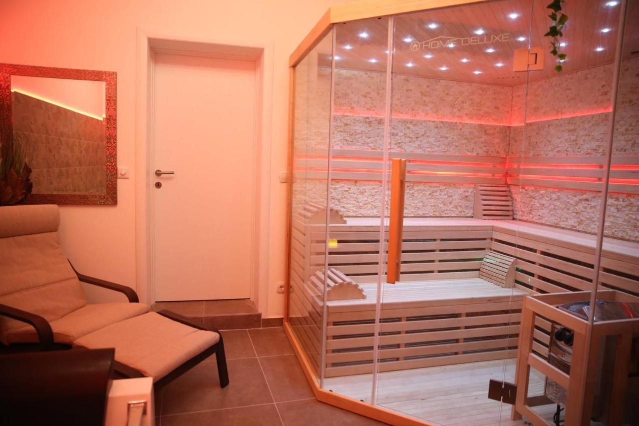 Villa Mit Whirlpool Fuer 32 Per تْسْغيكفانِتْسا المظهر الخارجي الصورة