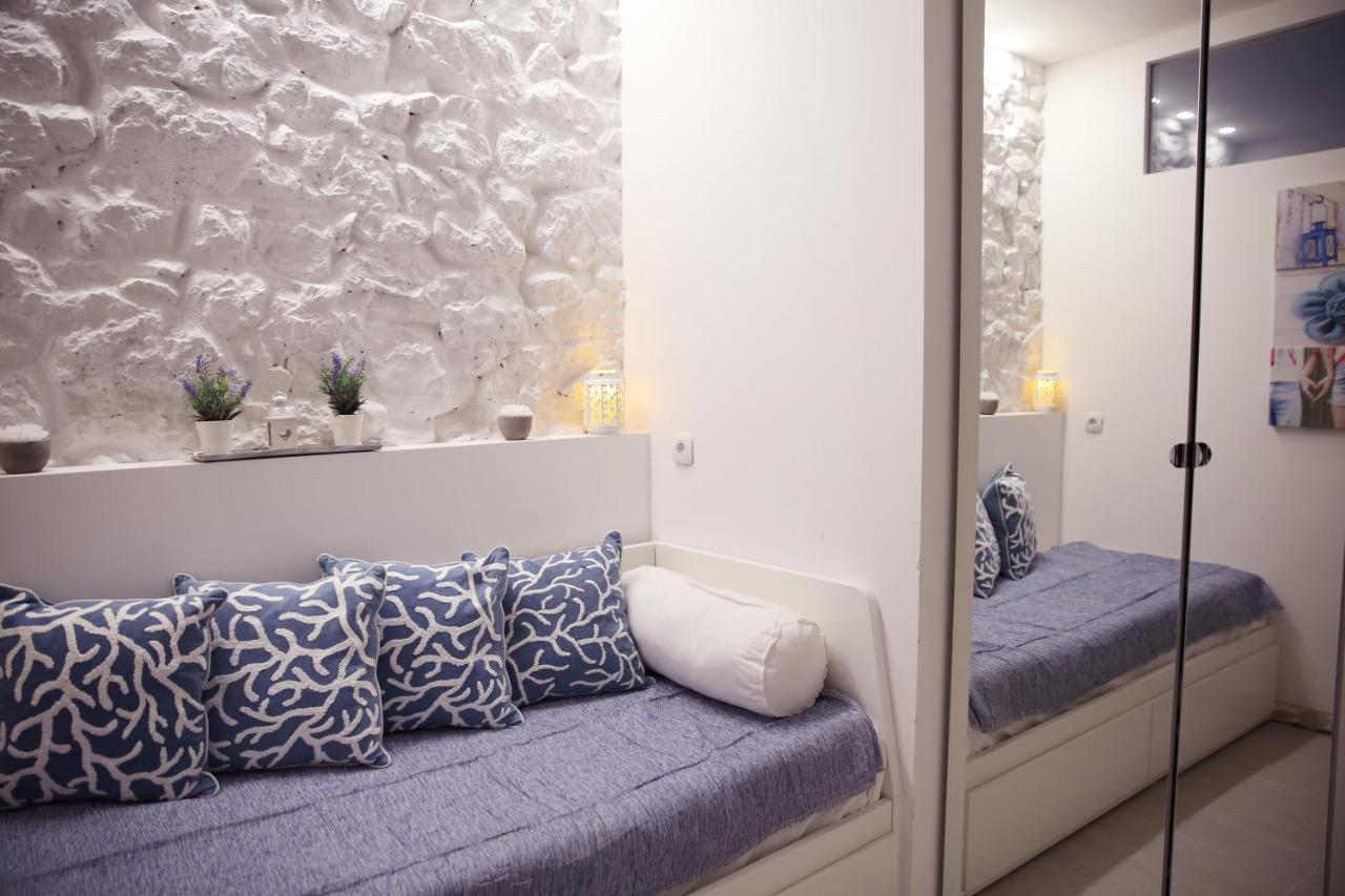 Villa Mit Whirlpool Fuer 32 Per تْسْغيكفانِتْسا المظهر الخارجي الصورة